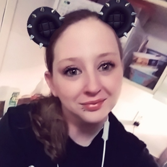 Meet your Posher, Dree - Picture 1 of 1